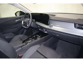 Audi Q3 35 TDI S-LINE TECH-PLUS BLACK PAKET PANORAMA CAM | Auto.bg — изображение 5