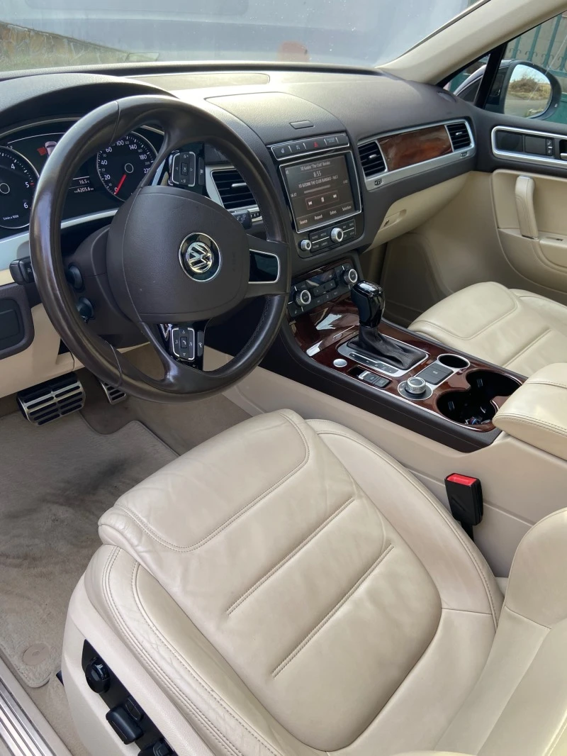 VW Touareg 4.2 TDI, снимка 7 - Автомобили и джипове - 46972437