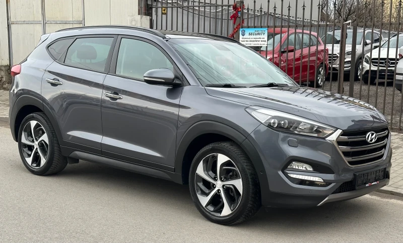 Hyundai Tucson 2.0 CRDI /4x4/Кожа/Панорама/Автоматик/ШВЕЙЦАРИЯ