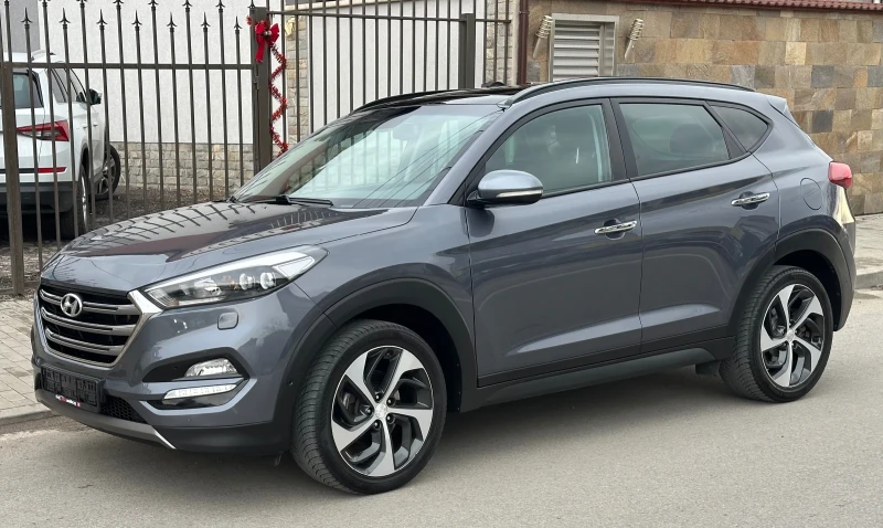 Hyundai Tucson 2.0 CRDI /4x4/Кожа/Панорама/Автоматик/ШВЕЙЦАРИЯ, снимка 7 - Автомобили и джипове - 52473431