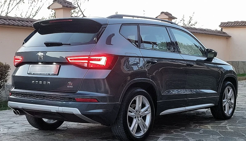 Seat Ateca FR/4Drive/LED/Pano/1-ви собственик/, снимка 5 - Автомобили и джипове - 52513244