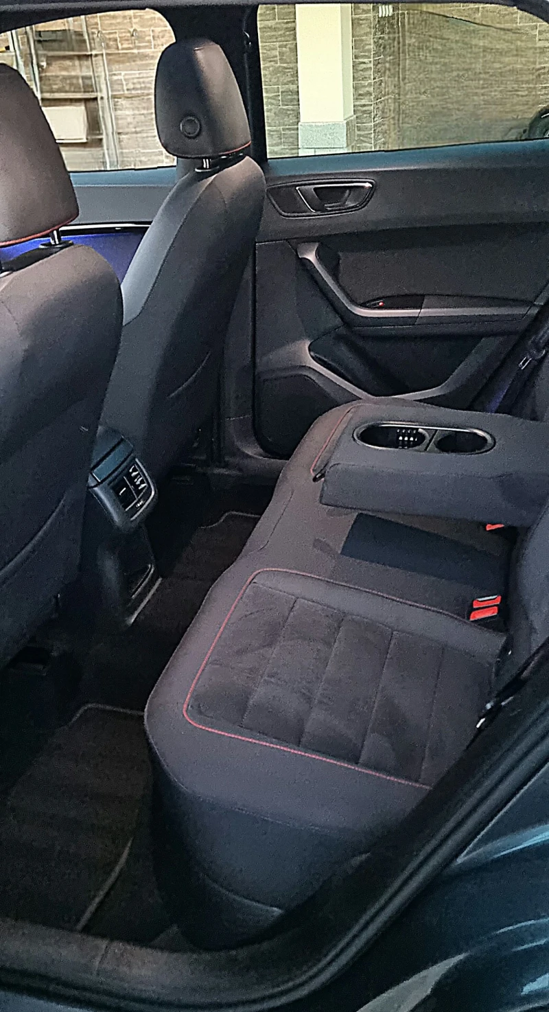 Seat Ateca FR/4Drive/LED/Pano/1-ви собственик/, снимка 11 - Автомобили и джипове - 52513244