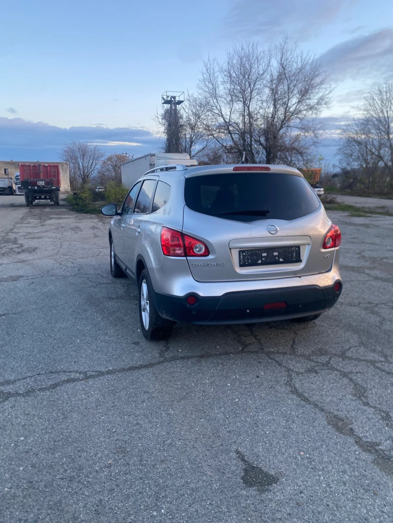Nissan Qashqai 1.5 dCi, снимка 2 - Автомобили и джипове - 52614778