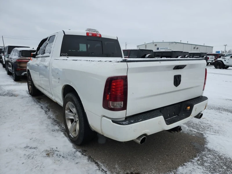 Dodge RAM 1500 * SPORT * CARFAX * БЕЗ ПЪРВОНАЧАЛНА ВНОСКА, снимка 4 - Автомобили и джипове - 53245149