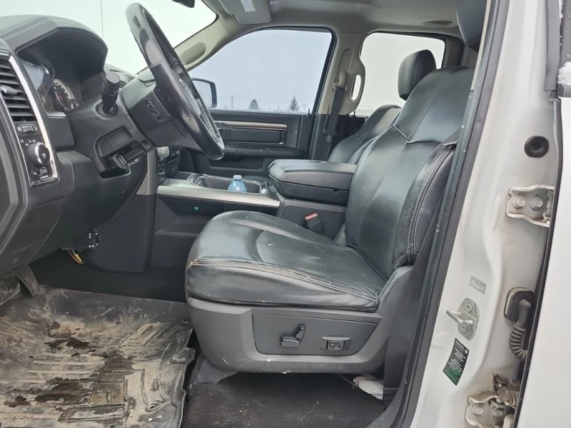 Dodge RAM 1500 * SPORT * CARFAX * БЕЗ ПЪРВОНАЧАЛНА ВНОСКА, снимка 5 - Автомобили и джипове - 53245149