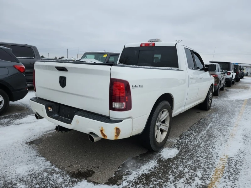 Dodge RAM 1500 * SPORT * CARFAX * БЕЗ ПЪРВОНАЧАЛНА ВНОСКА, снимка 3 - Автомобили и джипове - 53245149