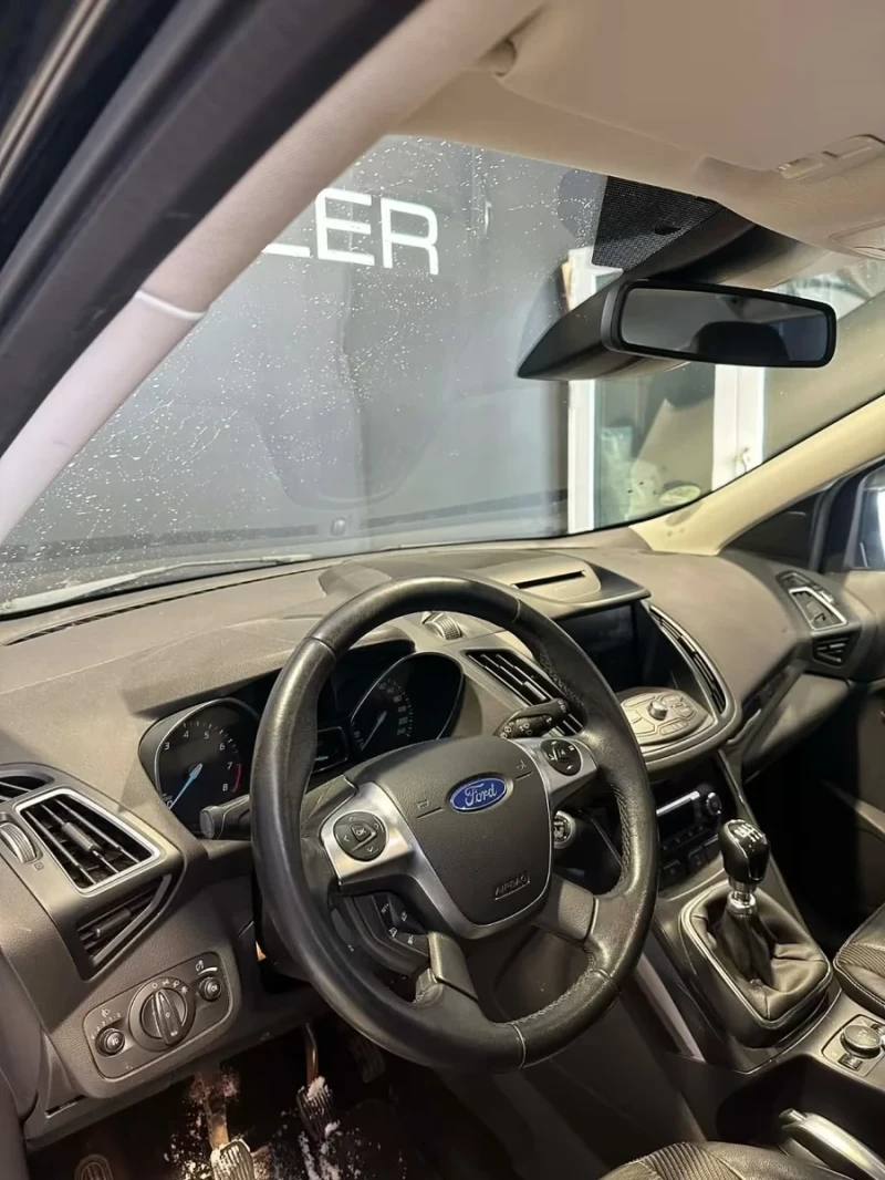 Ford Kuga 1.5benzin Titanium 150ps, снимка 5 - Автомобили и джипове - 53472759