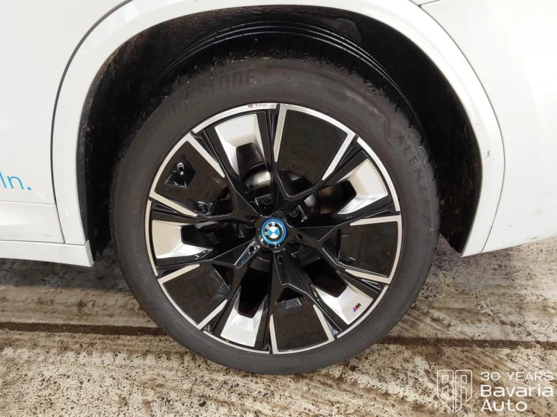 BMW iX3 Impressive, снимка 16 - Автомобили и джипове - 53568570