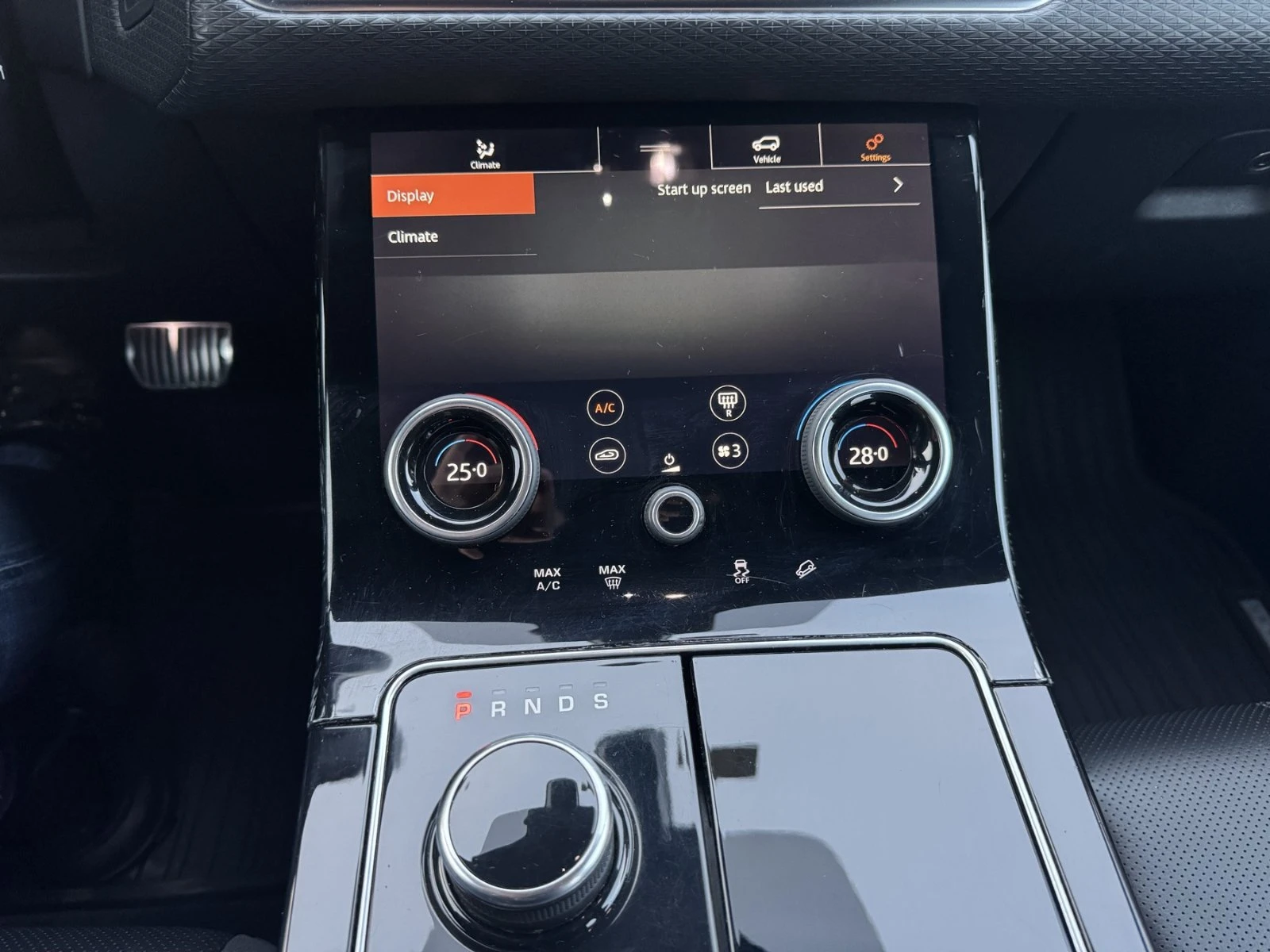 Land Rover Range Rover Velar D 180 AWD | Mobile.bg   14