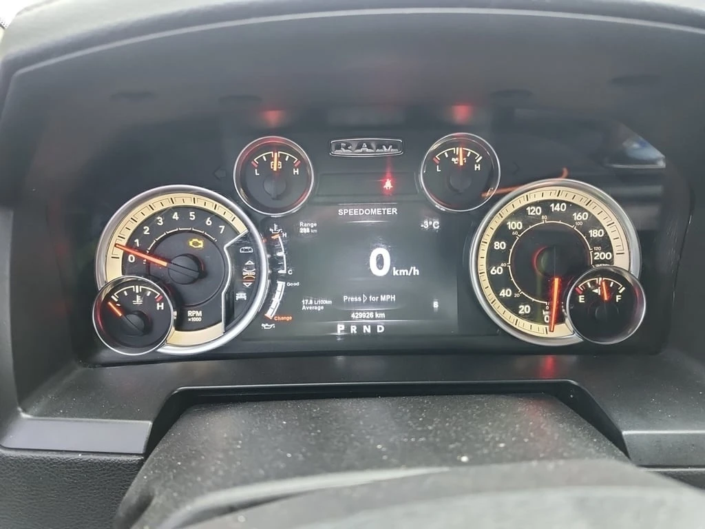 Dodge RAM 1500 * SPORT * CARFAX * БЕЗ ПЪРВОНАЧАЛНА ВНОСКА - изображение 9