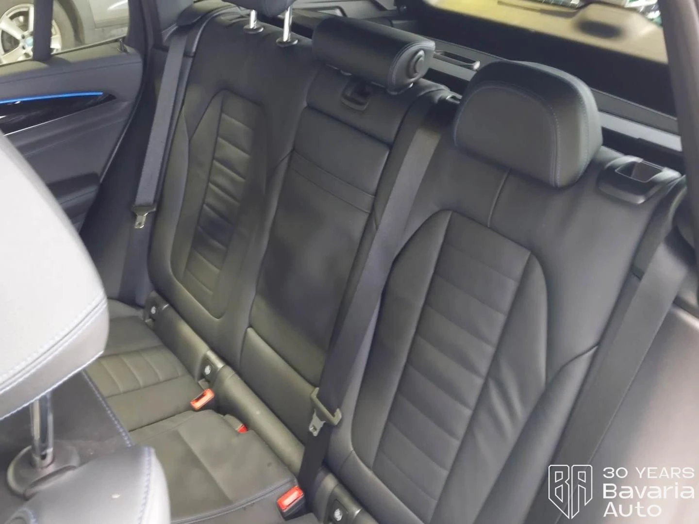 BMW iX3 Impressive - изображение 8