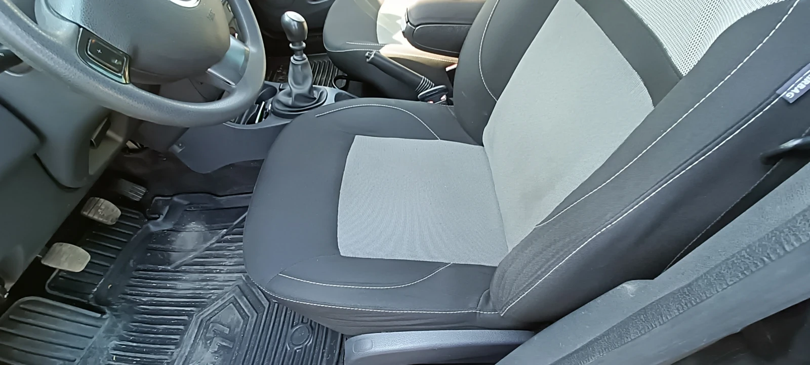 Dacia Duster, снимка 8 - Автомобили и джипове - 53809525