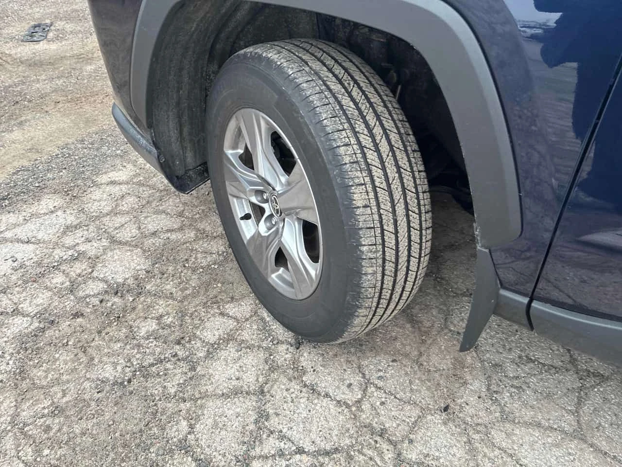 Toyota Rav4  XLE * CARFAX / Клип На Мотора, снимка 7 - Автомобили и джипове - 53978072