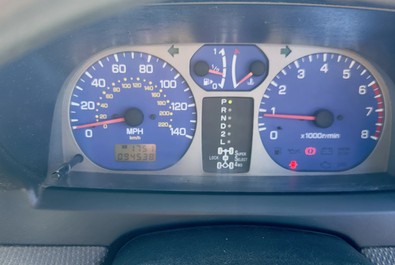 Mitsubishi Pajero pinin, снимка 3 - Автомобили и джипове - 54642540