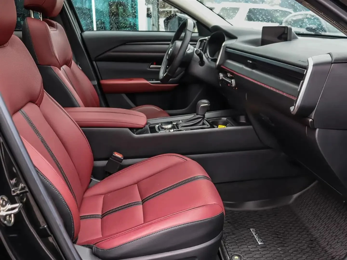 Mazda CX-50 Hybrid, снимка 12 - Автомобили и джипове - 54838435