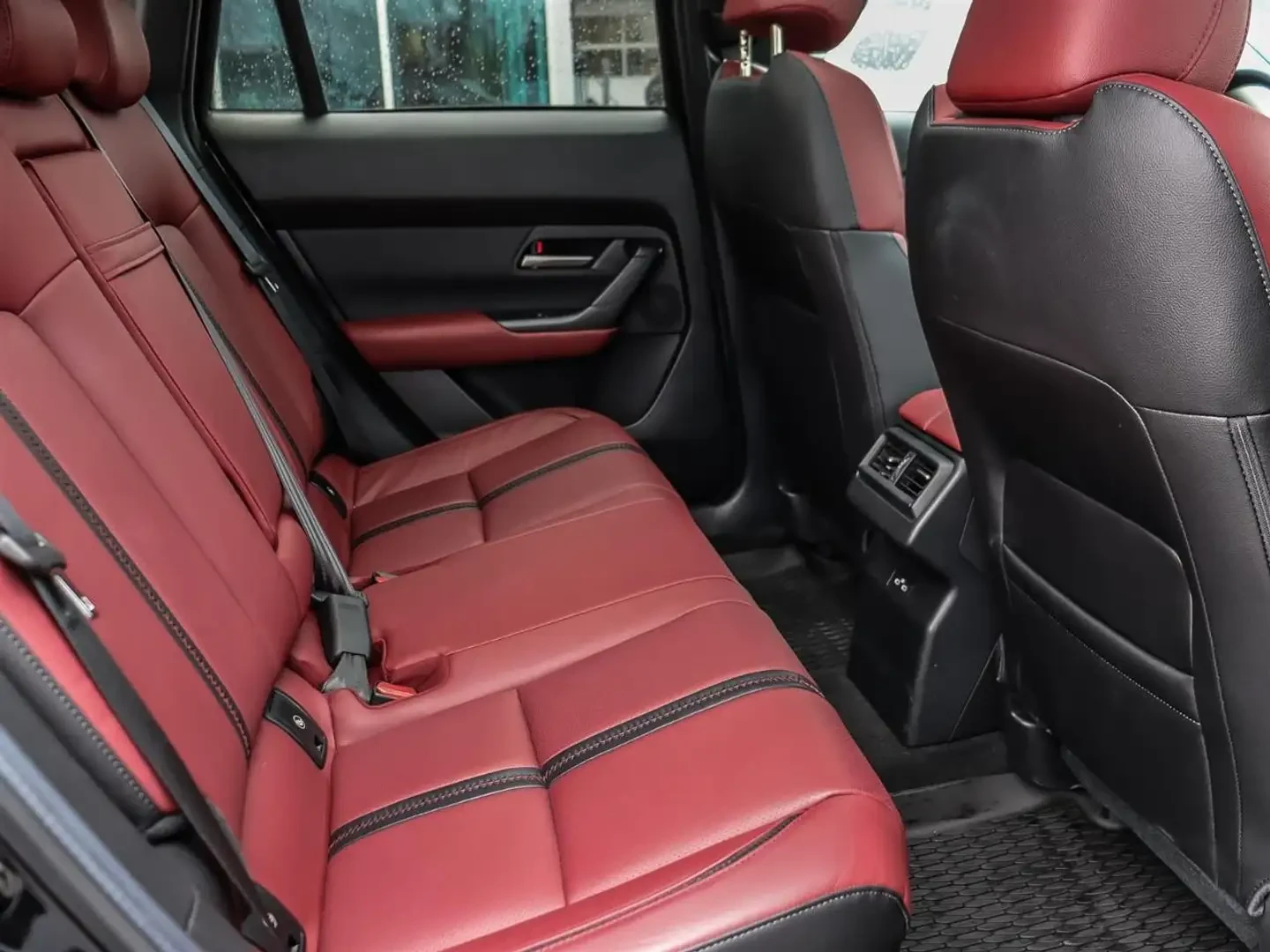 Mazda CX-50 Hybrid, снимка 13 - Автомобили и джипове - 54838435