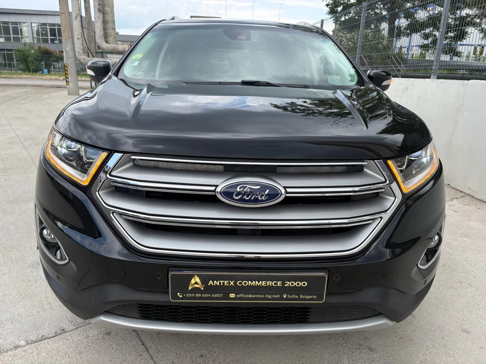 Ford Edge Titanium AWD 2.0 TDCI 210hp Automatic Full Extras, снимка 8 - Автомобили и джипове - 55042912