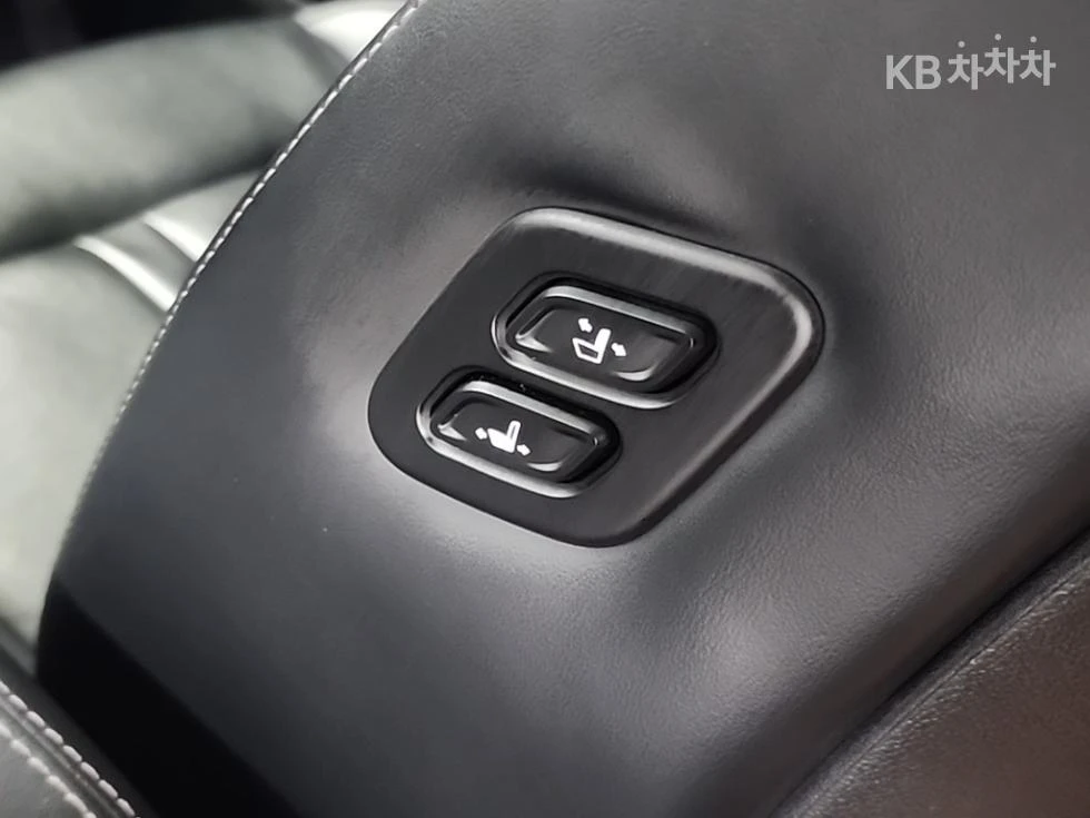Kia Sorento 2.2 PRESTIGE ПОДГРЕВ ОБДУХВАНЕ FULL, снимка 14 - Автомобили и джипове - 55483732