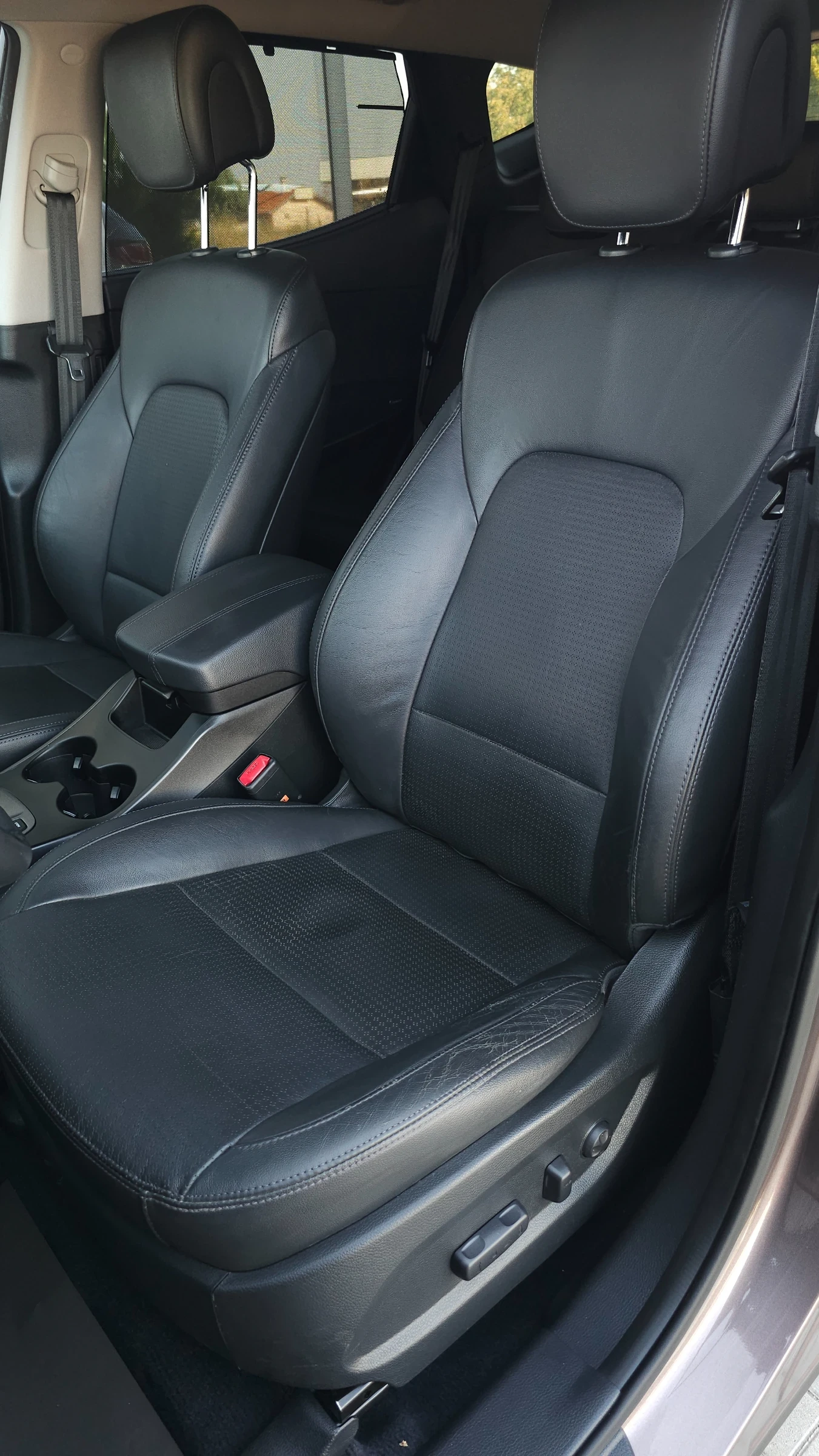 Hyundai Santa fe Germany* Pemium 4WD* LED* Kam.* 123 800km.!!! , снимка 9 - Автомобили и джипове - 55630368