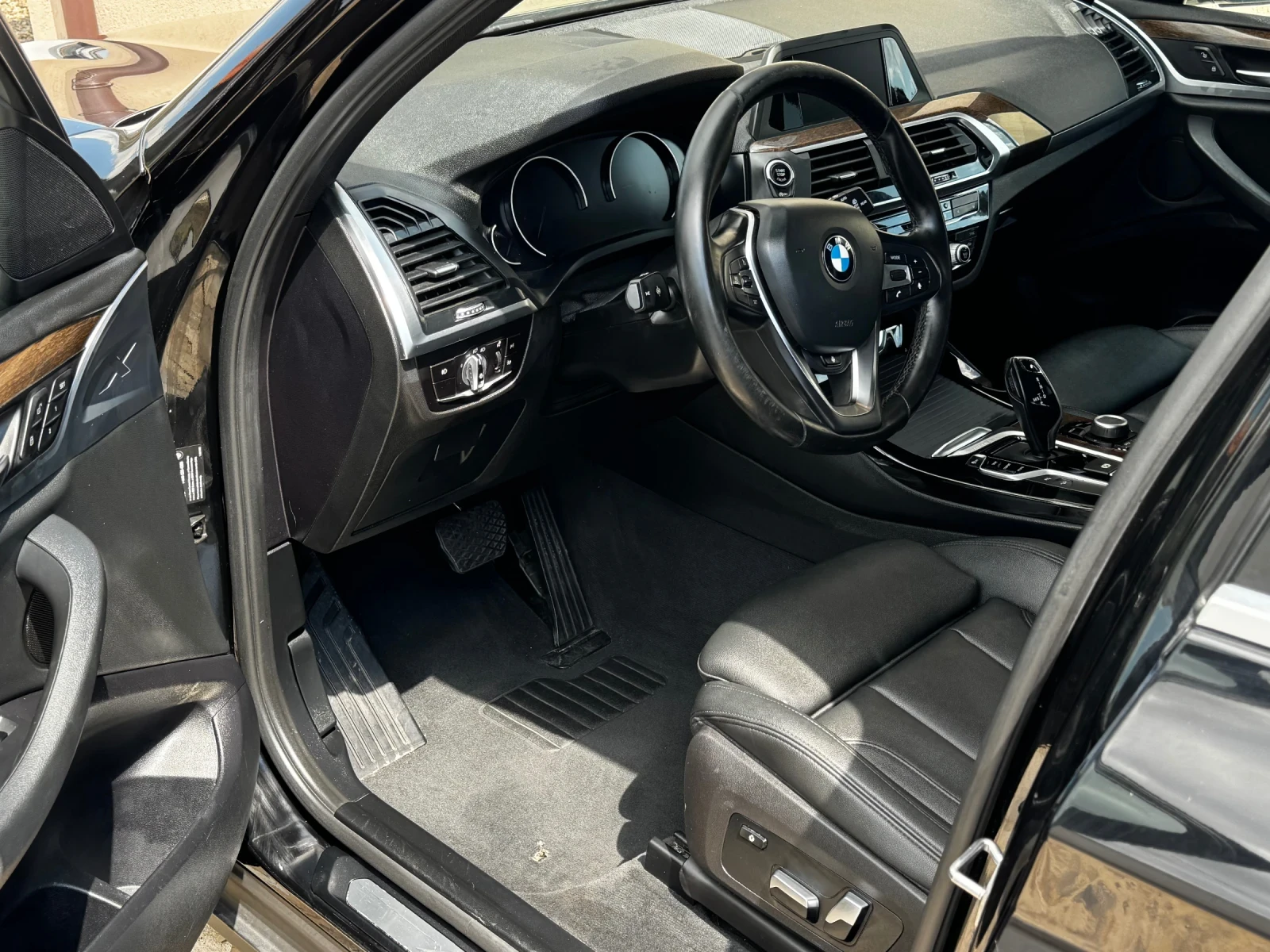 BMW X3 Xdrive 30I/NAVI/КОЖА/ПОДГРЕВ СЕДАЛКИ/ВОЛАН, снимка 8 - Автомобили и джипове - 55703412