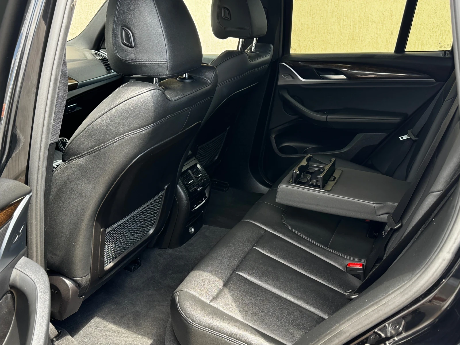 BMW X3 Xdrive 30I/NAVI/КОЖА/ПОДГРЕВ СЕДАЛКИ/ВОЛАН, снимка 11 - Автомобили и джипове - 55703412