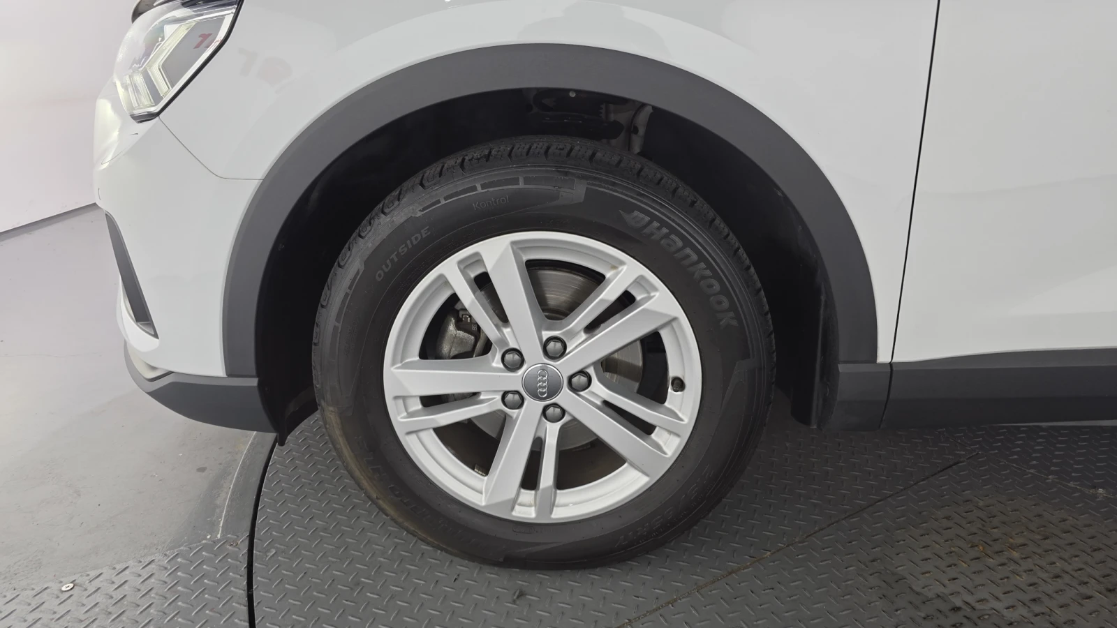 Audi Q3 35 TDI* ЕЛ. БАГАЖНИК* ЛЮК* КРАЙНА ЦЕНА, снимка 5 - Автомобили и джипове - 55984071