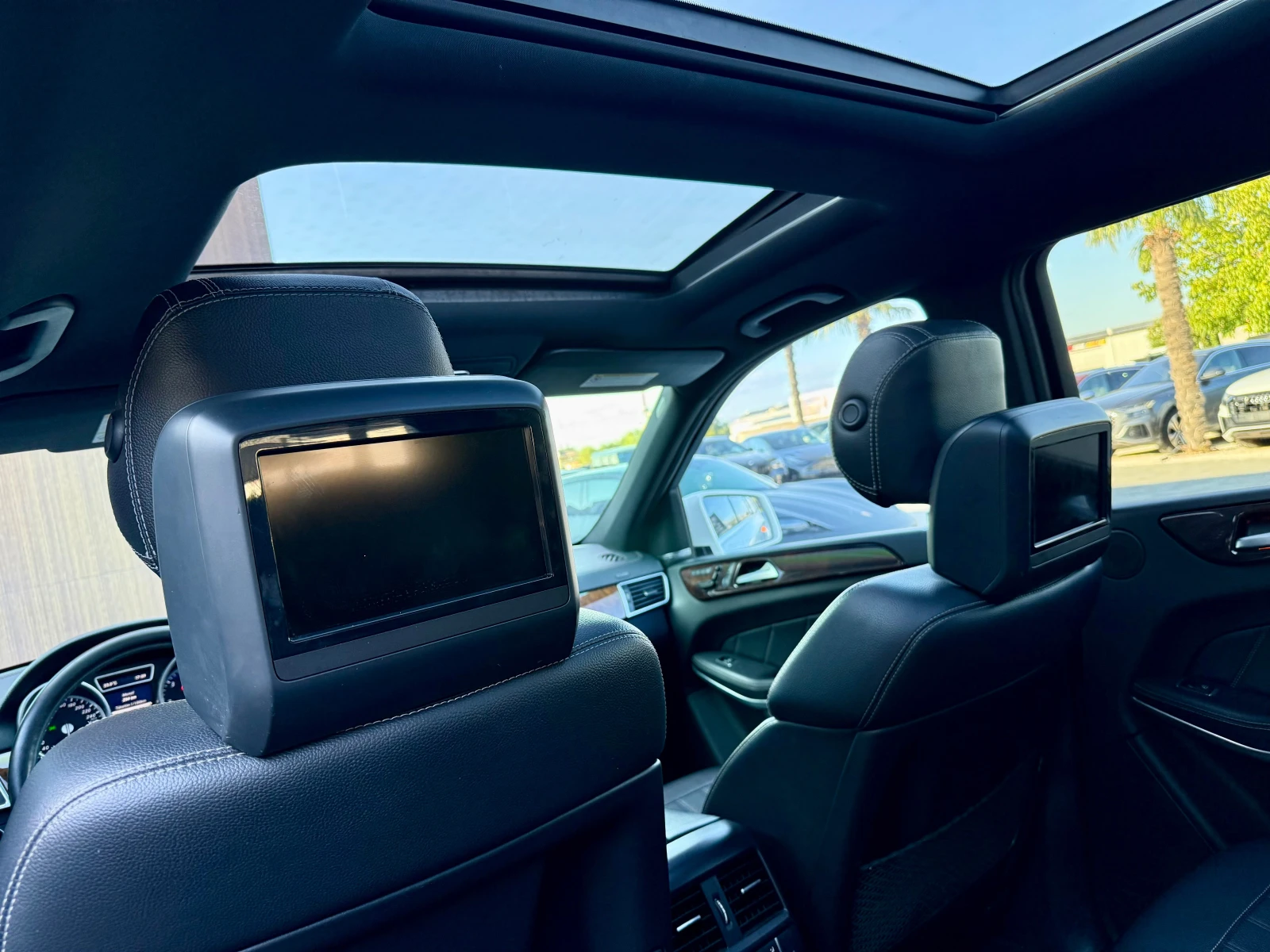 Mercedes-Benz GL 350 AMG* MAX FULL* TV* 6+ 1м, снимка 13 - Автомобили и джипове - 56297296
