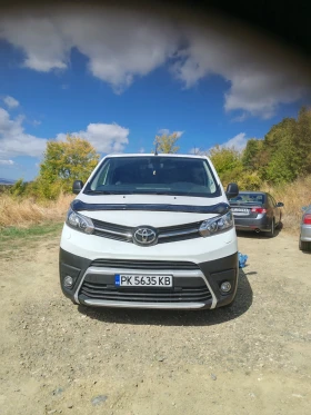  Toyota Proace