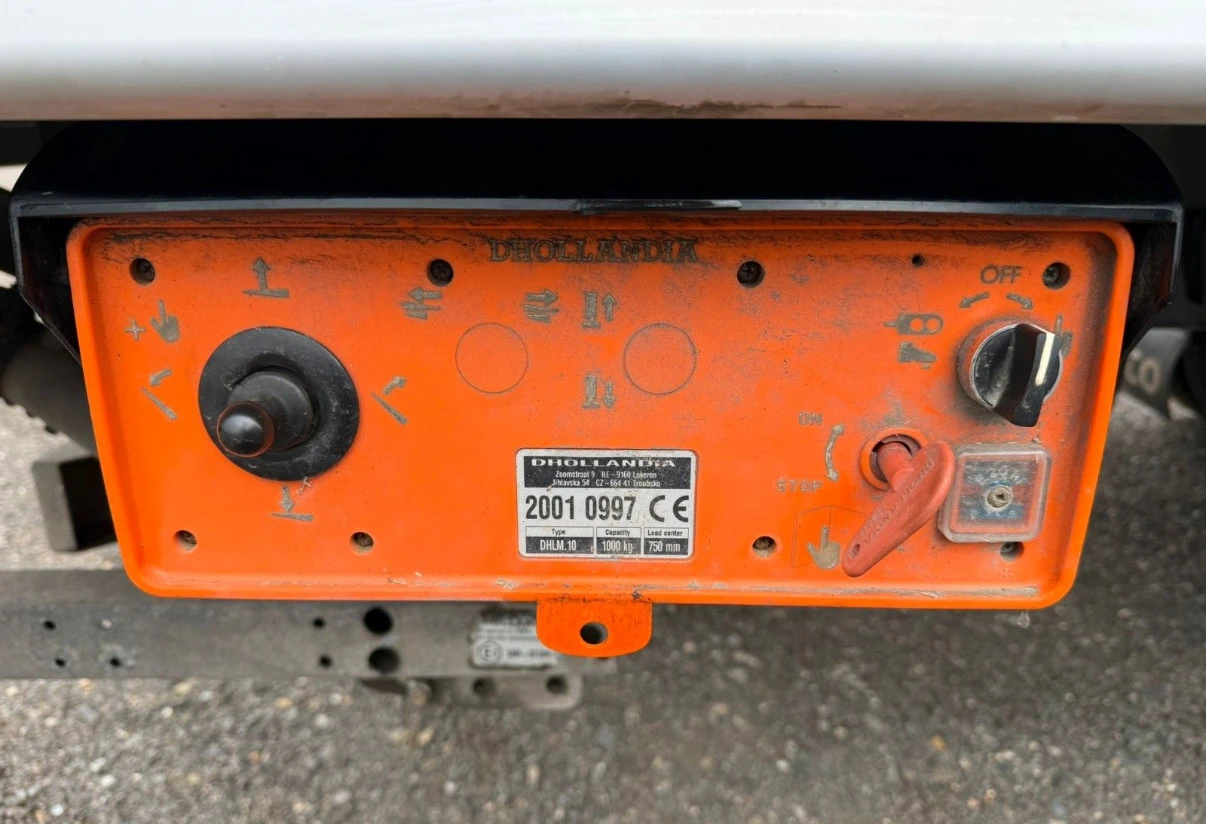 Iveco 50с18 3.0L* ЩОРА* БОРД 1000кг* 5.20м* LED* ВЪЗГЛАВНИЦИ* , снимка 13 - Бусове и автобуси - 54919248