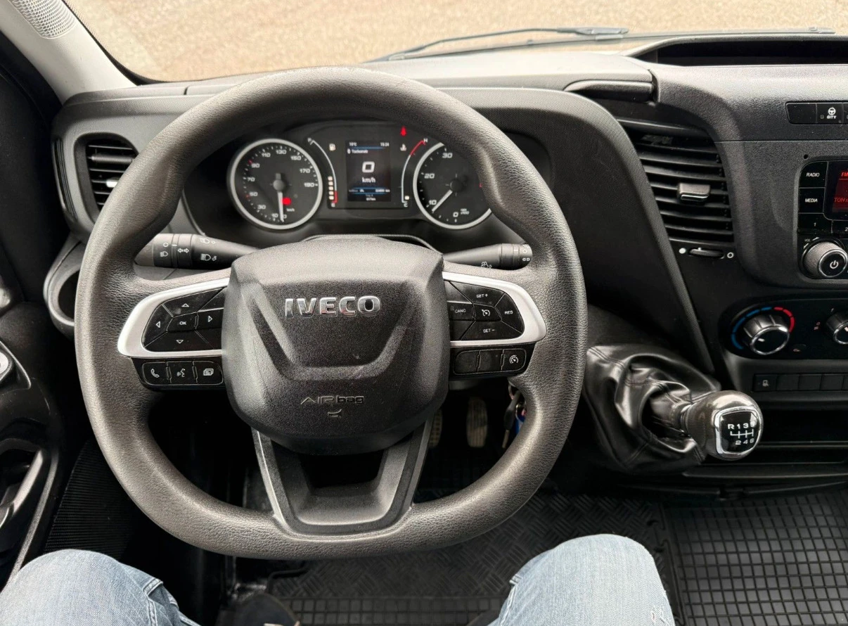 Iveco 50с18 3.0L* ЩОРА* БОРД 1000кг* 5.20м* LED* ВЪЗГЛАВНИЦИ* , снимка 11 - Бусове и автобуси - 54919248