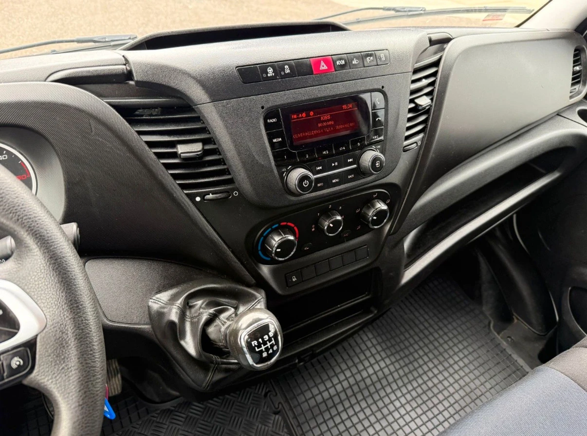 Iveco 50с18 3.0L* ЩОРА* БОРД 1000кг* 5.20м* LED* ВЪЗГЛАВНИЦИ* , снимка 12 - Бусове и автобуси - 54919248