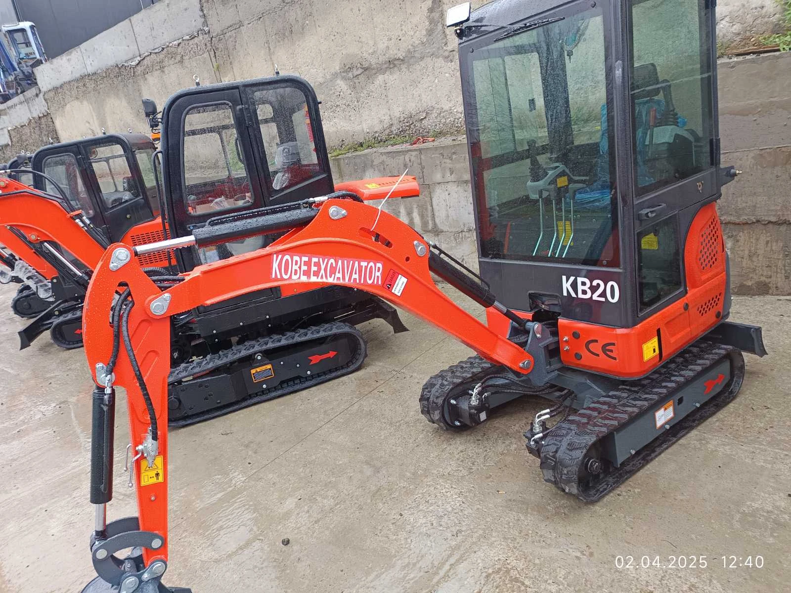 Багер Kobelco KB20  2ton 