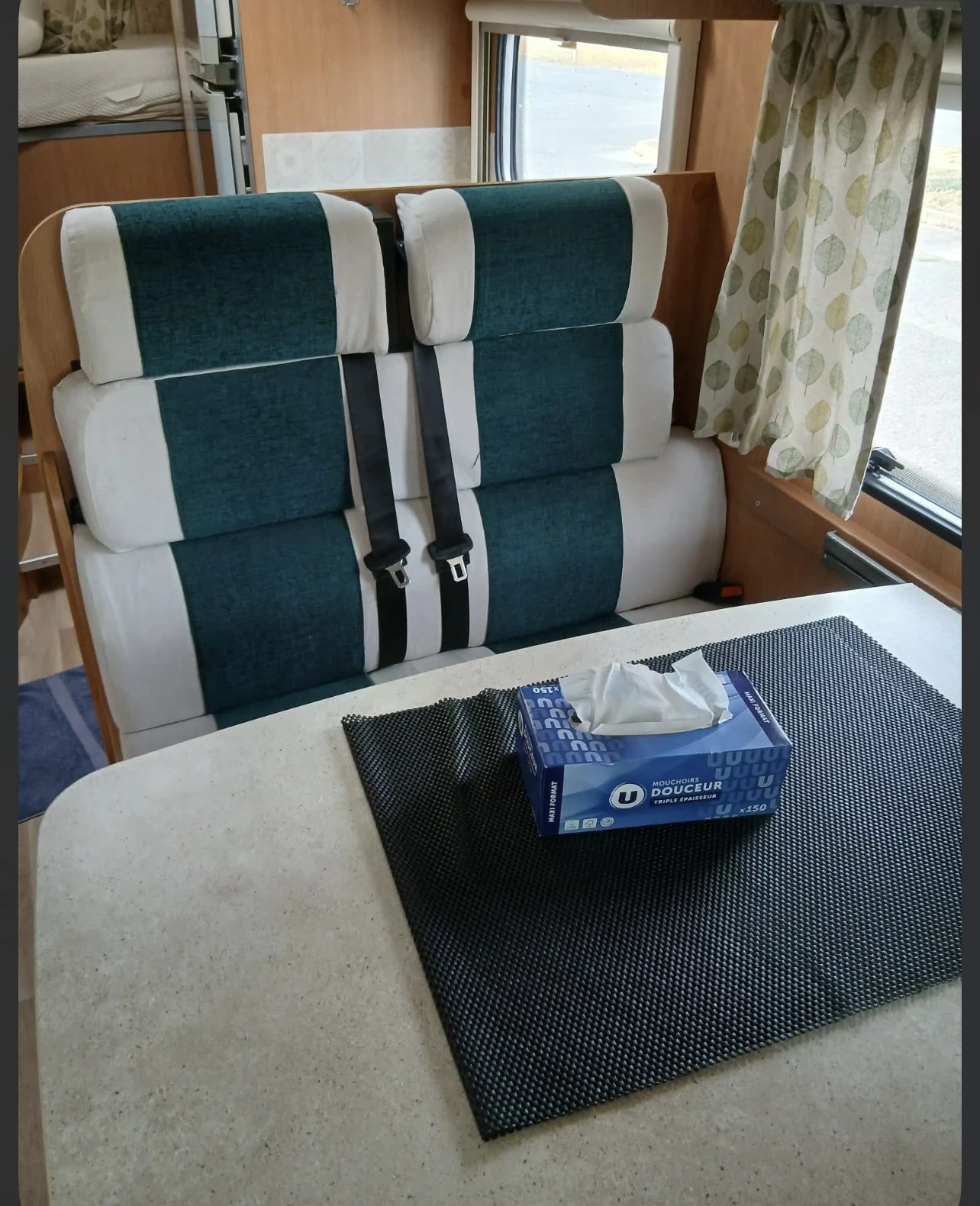 Кемпер Chausson Flash 26, снимка 9 - Каравани и кемпери - 55791342