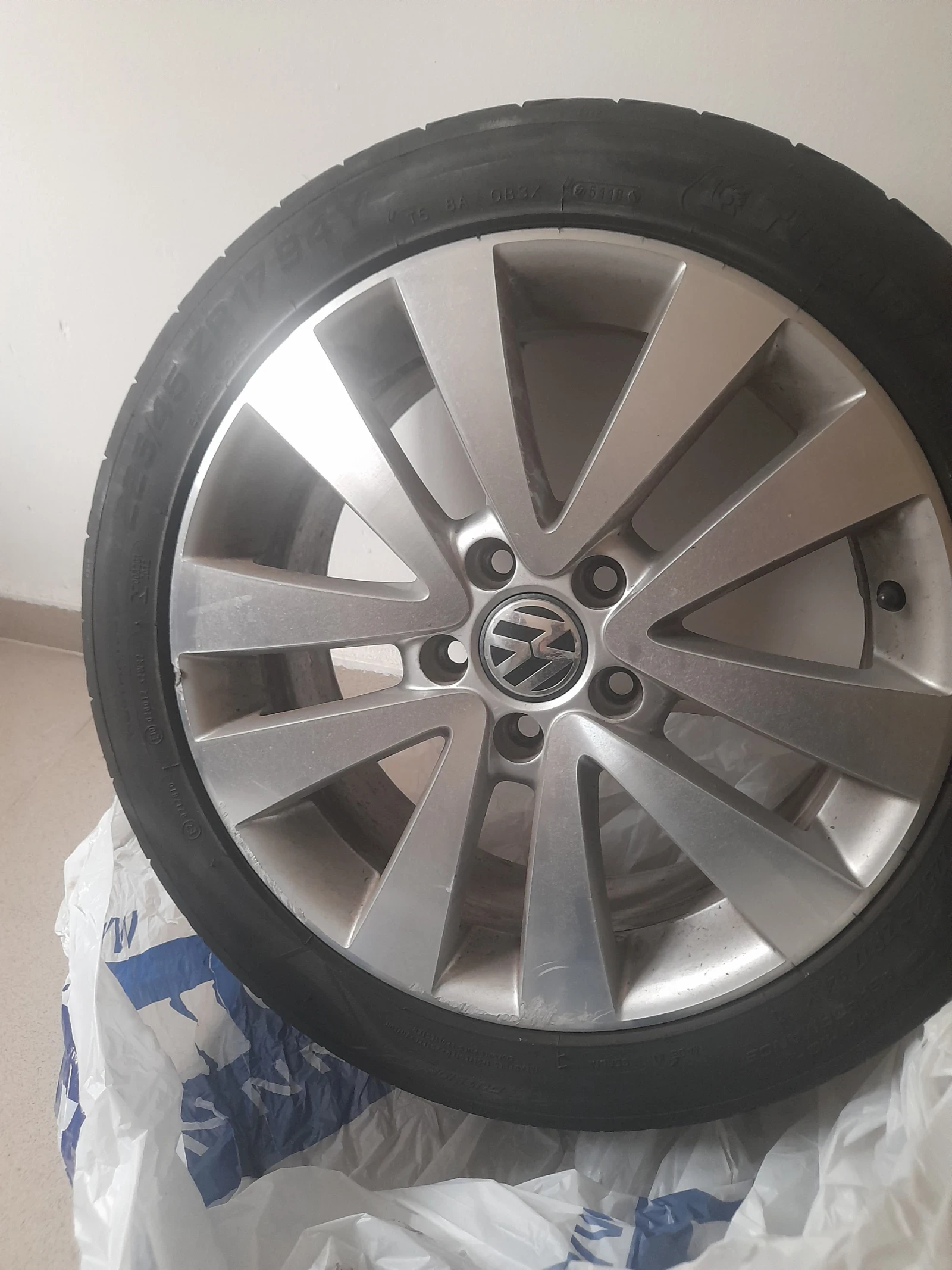 ���� � ������ 225/45R17 �� VW Golf | Mobile.bg � ����������� 2