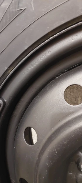 Гуми с джанти Toyo 205/70R15, снимка 5 - Гуми и джанти - 53090565