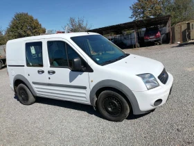         Ford Tourneo  800 .