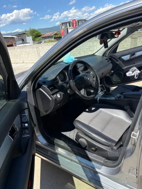Mercedes-Benz C 220, снимка 3