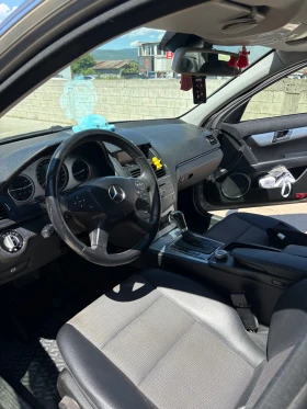 Mercedes-Benz C 220, снимка 4