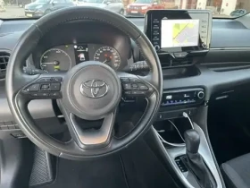 Toyota Yaris 1, 5 HYBRID , снимка 6