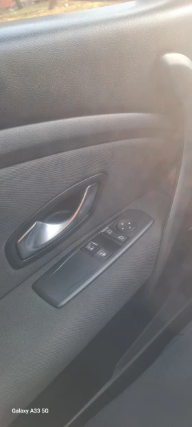 Renault Megane - 3350 € / 6552.03 лв. - 90874941 10