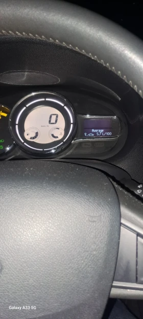 Renault Megane - 3350 € / 6552.03 лв. - 90874941 9