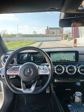 Mercedes-Benz CLA 200, снимка 6