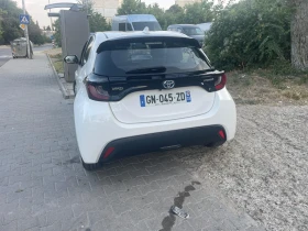 Toyota Yaris 1, 5 HYBRID  - 16600 € - 35276168 4