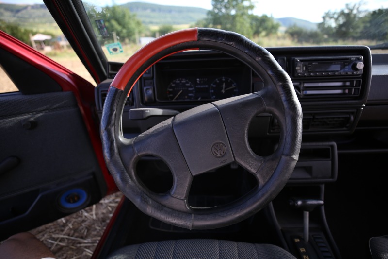 VW Golf, снимка 6 - Автомобили и джипове - 45388359