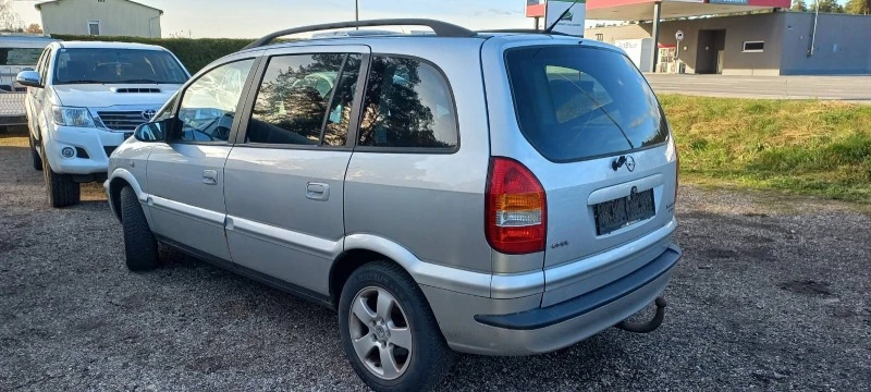 Opel Zafira, снимка 8 - Автомобили и джипове - 47599549