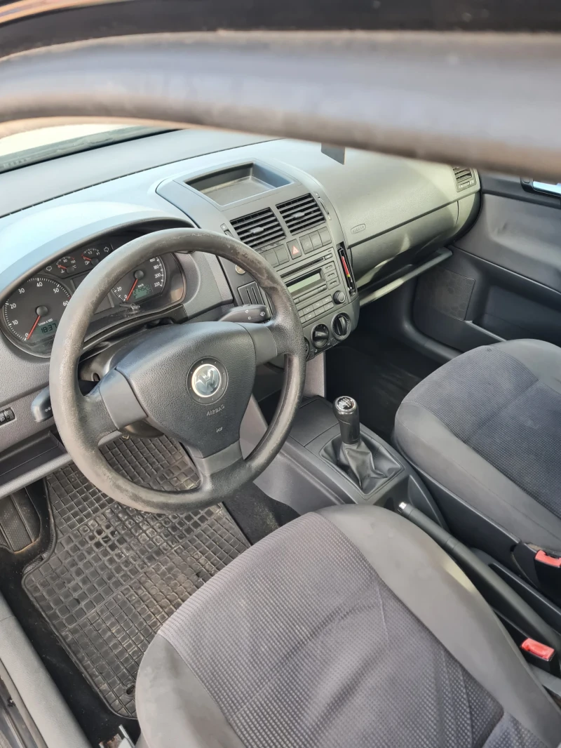 VW Polo 1.2куб. 75к.с. , снимка 7 - Автомобили и джипове - 48060693