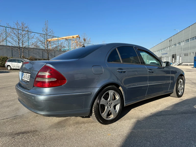 Mercedes-Benz E 270 2.7d 177 к.с., снимка 4 - Автомобили и джипове - 49085202