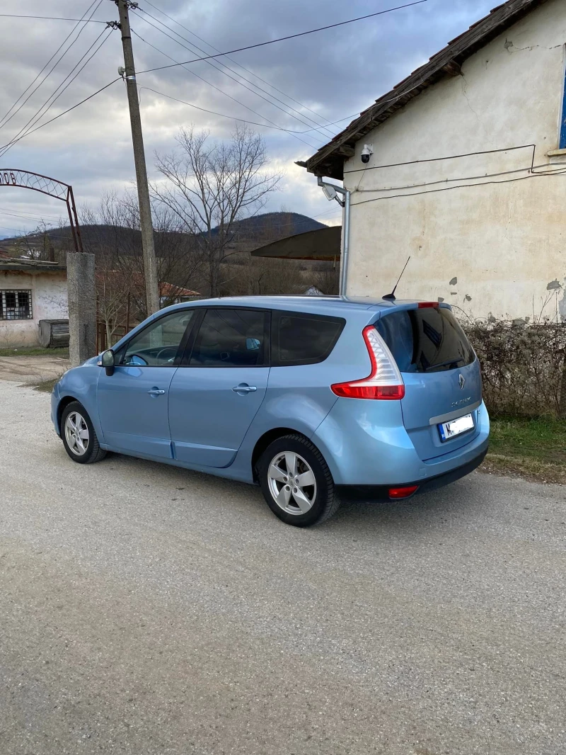 Renault Grand scenic DCI, снимка 5 - Автомобили и джипове - 49312107