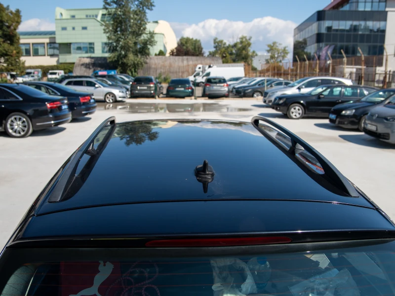 VW Golf Variant 1.4 TSI, снимка 9 - Автомобили и джипове - 51943491