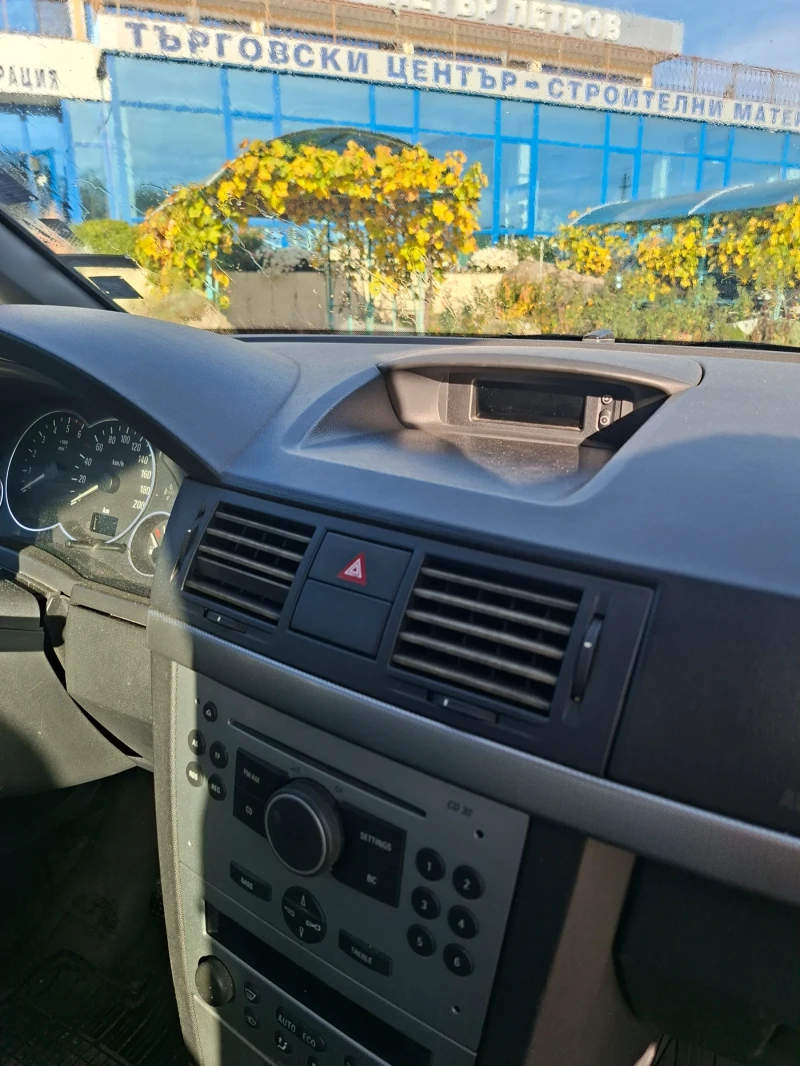 Opel Meriva, снимка 9 - Автомобили и джипове - 52268152